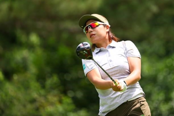 Eri Okayama of Japan hits her tee shot on the 13th hole during the first round of Nichirei Ladies at Sodegaura Country Club Shinsode Course on June...