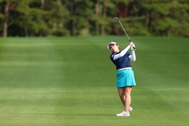 Yuna Nishimura of Japan hits her third shot on the 18th hole during the first round of Nichirei Ladies at Sodegaura Country Club Shinsode Course on...