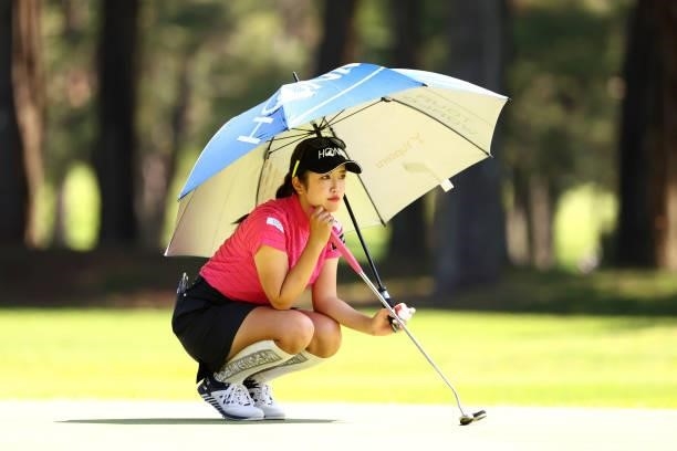 Nanoko Hayashi of Japan lines up a putt on the 13th green during the first round of Nichirei Ladies at Sodegaura Country Club Shinsode Course on June...