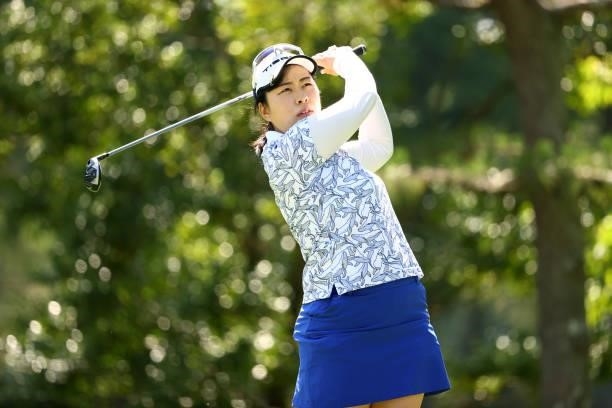 Saki Takeo of Japan hits her tee shot on the 11th hole during the first round of Nichirei Ladies at Sodegaura Country Club Shinsode Course on June...