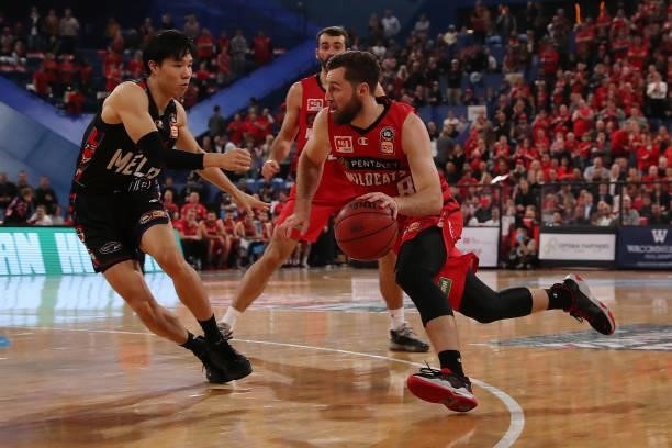 Mitchell Norton of the Wildcats drives to the basket during game one of the NBL Grand Final Series between the Perth Wildcats and Melbourne United at...