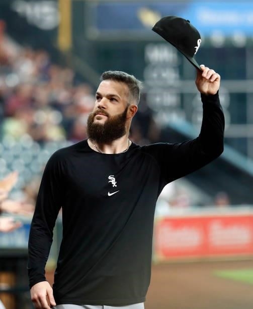 Dallas Keuchel of the Chicago White Sox acknowledges the crowd as he made his first return to Houston as the Houston Astros played the Chicago White...