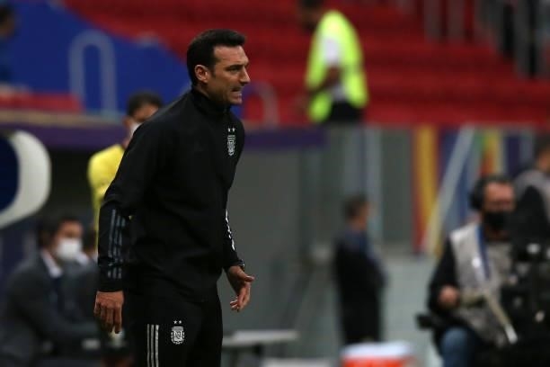 Head coach of Argentina Lionel Scaloni reacts during a group A match between Argentina and Chile as part of Conmebol Copa America Brazil 2021 at Mane...