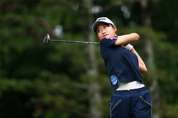 Kokone Yoshimoto of Japan hits her tee shot on the 6th hole during the second round of Nichirei Ladies at Sodegaura Country Club Shinsode Course on...