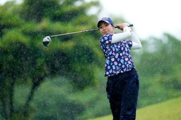 Sae Yamamura of Japan hits her tee shot on the 5th hole during the second round of the Yupiteru Shizuoka Shimbun SBS Ladies at the Shizuoka Country...