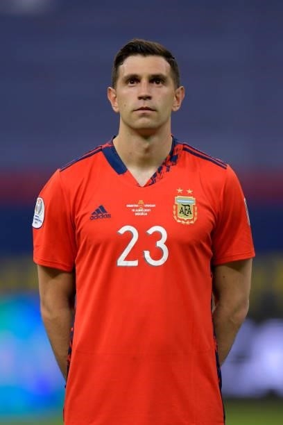 Emiliano Martinez of Argentina looks on prior to a group A match between Argentina and Chile as part of Conmebol Copa America Brazil 2021 at Mane...