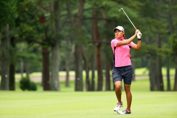 Mao Nozawa of Japan hits her second shot on the 18th hole during the second round of Nichirei Ladies at Sodegaura Country Club Shinsode Course on...