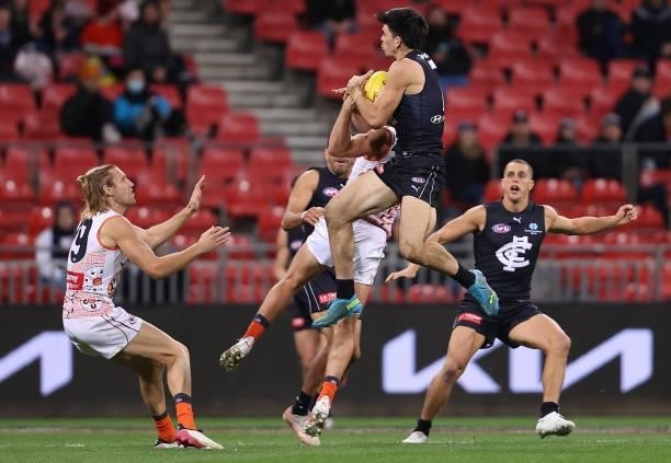 Matthew Kennedy of the Blues marks during the round 14 AFL match between the Greater Western Sydney Giants and the Carlton Blues at GIANTS Stadium on...