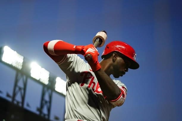 Andrew McCutchen of the Philadelphia Phillies warms up before an at bat against the San Francisco Giants at Oracle Park on June 18, 2021 in San...