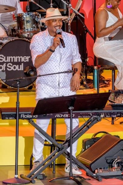 Ray Chew performs with Gladys Knight during Questlove's "Summer Of Soul