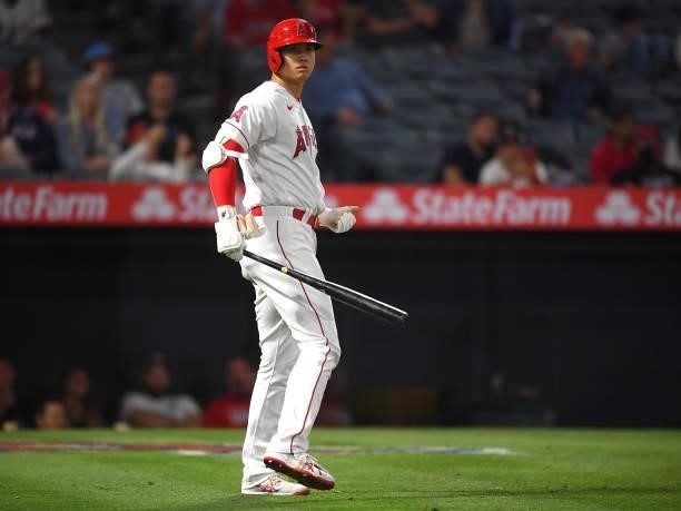 Shohei Ohtani of the Los Angeles Angels stands on deck in the eighth against the Detroit Tigers at Angel Stadium of Anaheim on June 18, 2021 in...