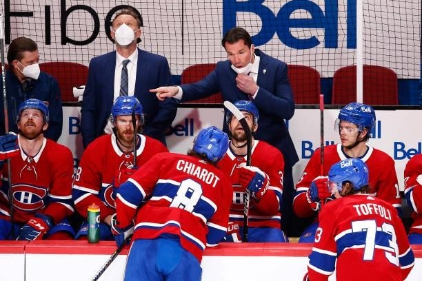 Assistant coach Luke Richardson of the Montreal Canadiens speaks to his team against the Vegas Golden Knights during the second period in Game Four...