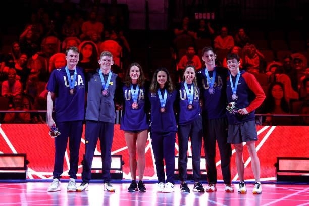 Bowe Becker, Patrick Callan, Brooke Forde, Bella Sims, Catie Deloof, Hunter Armstrong and Jake Mitchell pose during their medal ceremony during Day...