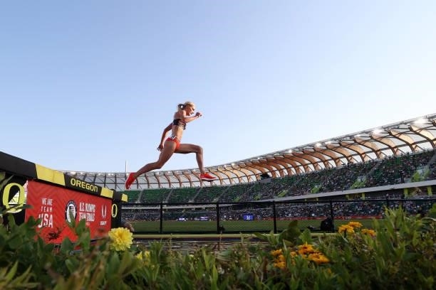 Emma Coburn competes in the Women's 3000 Meter Steeplechase first round on day three of the 2020 U.S. Olympic Track & Field Team Trials at Hayward...