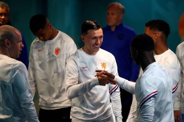 Steven Berghuis of Netherlands and Quincy Promes of Netherlands in the tunnel during the UEFA Euro 2020 Championship Group C match between North...