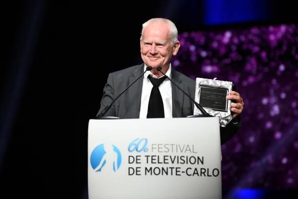 Jim Rakete poses with the Prince Rainier III Special Prize for « Now » during the closing ceremony of the 60th Monte Carlo TV Festival on June 22,...
