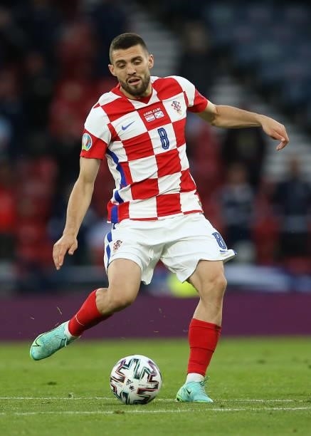 Mateo Kovacic of Croatia on the ball during the UEFA Euro 2020 Championship Group D match between Croatia and Scotland at Hampden Park on June 22,...
