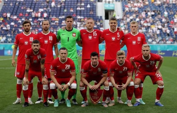 Players of Poland pose for a team photograph prior to the UEFA Euro 2020 Championship Group E match between Sweden and Poland at Saint Petersburg...