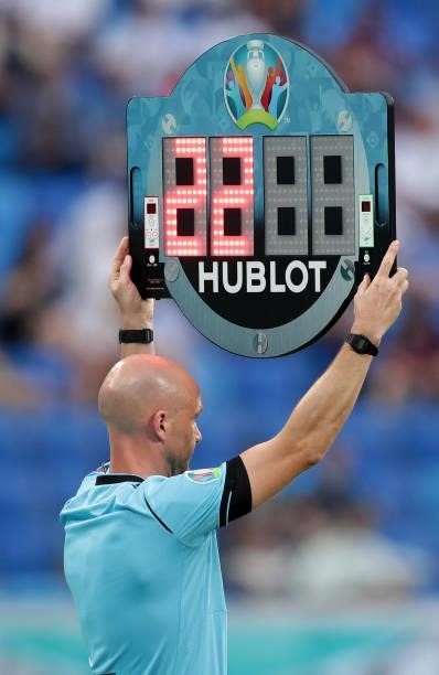 Fourth Official, Anthony Taylor raises the substitute board during the UEFA Euro 2020 Championship Group E match between Sweden and Poland at Saint...