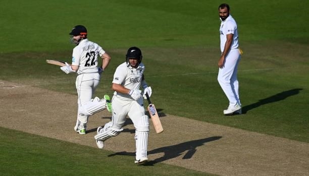 Ross Taylor and Kane Williamson of New Zealand scores runs from the bowling of Mohammed Shami of India during Day 6 of the ICC World Test...