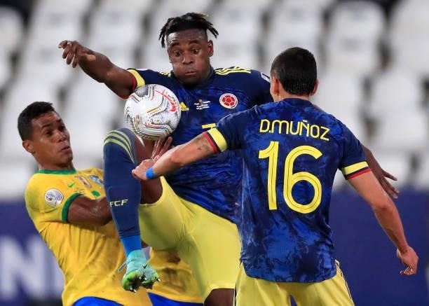Duvan Zapata of Colombia controls the ball during a Group B match between Brazil and Colombia as part of Copa America Brazil 2021 at Estadio Olímpico...