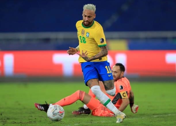 Neymar Jr. Of Brazil controls the ball during a Group B match between Brazil and Colombia as part of Copa America Brazil 2021 at Estadio Olímpico...