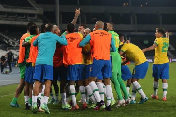 Players of Brazil celebrate winning a Group B match between Brazil and Colombia as part of Copa America Brazil 2021 at Estadio Olímpico Nilton Santos...