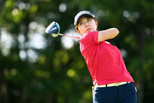 Karen Gondo of Japan hits her tee shot on the 8th hole during the first round of the Earth Mondamin Cup at Camellia Hills Country Club on June 24,...