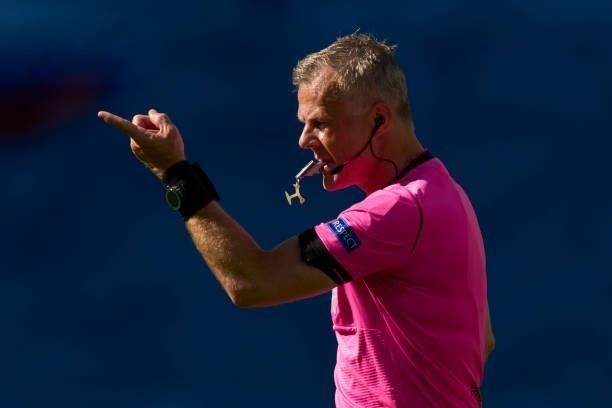 Referee Kuipers from The Nederland reacts during the UEFA Euro 2020 Championship Group E match between Slovakia and Spain at Estadio La Cartuja on...