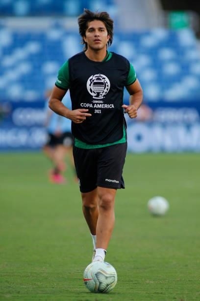 Marcelo Moreno of Bolivia warms up during a Group A match between Bolivia and Uruguay as part of Copa America Brazil 2021 at Arena Pantanal on June...