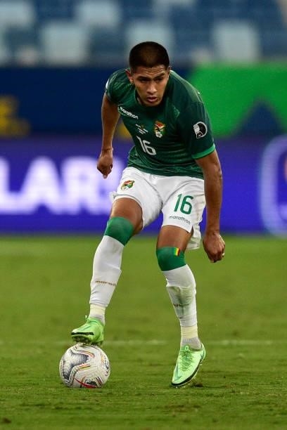 Erwin Saavedra of Bolivia controls the ball during a Group A match between Bolivia and Uruguay as part of Copa America Brazil 2021 at Arena Pantanal...
