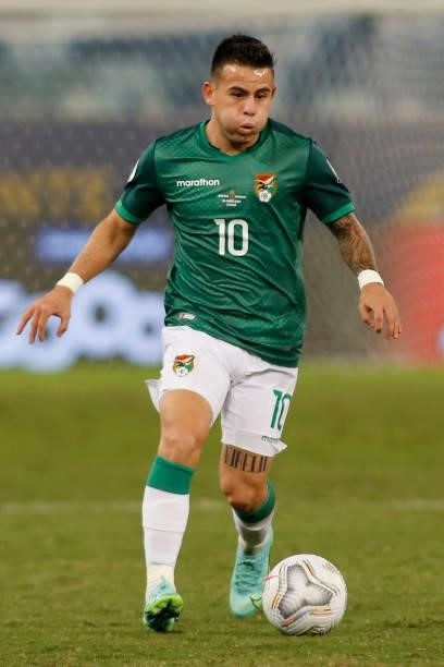 Henry Vaca of Bolivia controls the ball during a Group A match between Bolivia and Uruguay as part of Copa America Brazil 2021 at Arena Pantanal on...