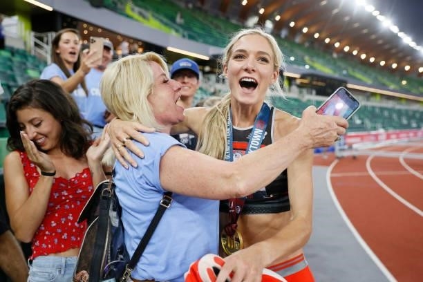 Emma Coburn celebrates with her mother Annie Coburn after competing in the Women's 3,000 Meter Steeplechase Final on day seven of the 2020 U.S....