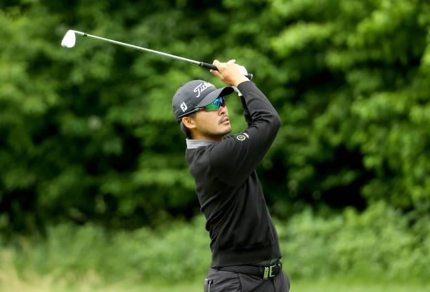 Masahiro Kawamura of Japan plays his third shot the 9th hole during the second round of The BMW International Open at Golfclub Munchen Eichenried on...