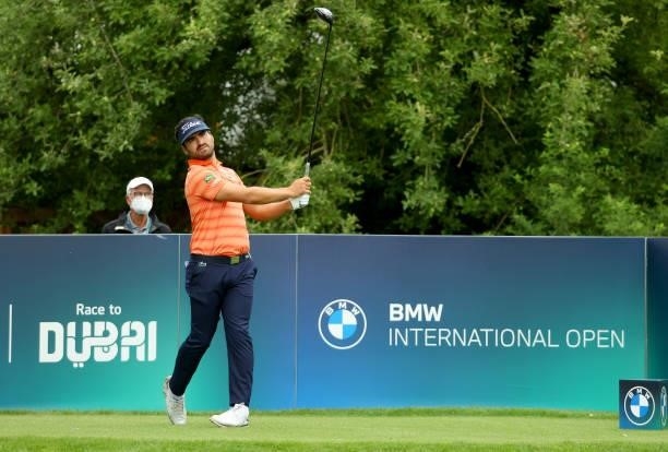 Antoine Rozner of France on the 1st tee during the second round of The BMW International Open at Golfclub Munchen Eichenried on June 25, 2021 in...