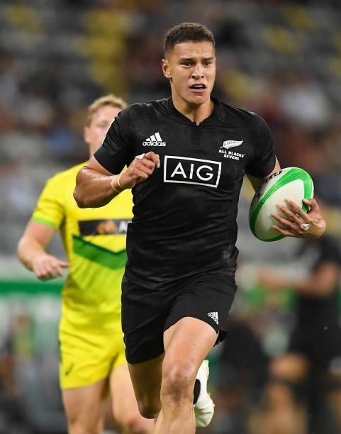 William Warbrick of New Zealand runs to score a try during the Oceania Sevens Challenge match between New Zealand and Australia at Queensland Country...