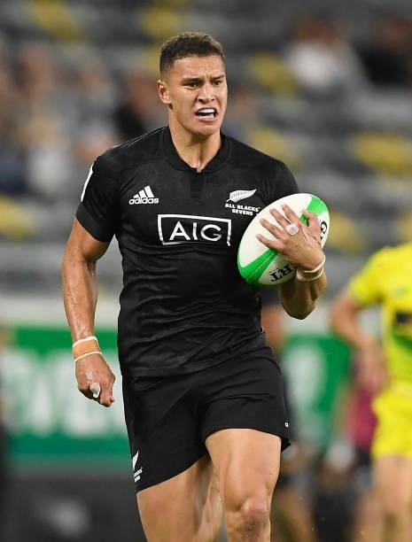 William Warbrick of New Zealand runs to score a try during the Oceania Sevens Challenge match between New Zealand and Australia at Queensland Country...