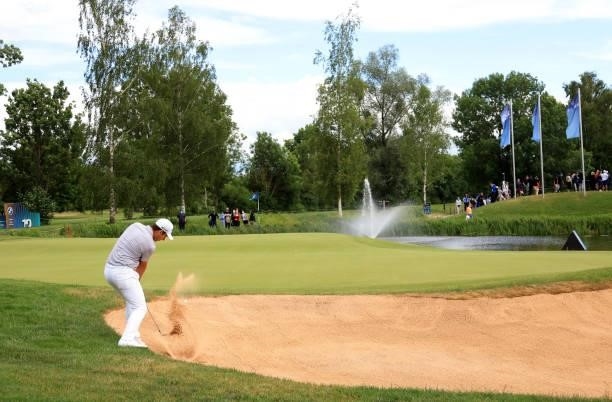 Nino Bertasio of Itlay on the 18th green during the second round of The BMW International Open at Golfclub Munchen Eichenried on June 25, 2021 in...