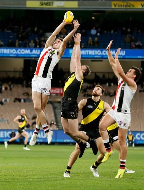 Max King of the Saints attempts to mark the ball during the round 15 AFL match between the Richmond Tigers and the St Kilda Saints at Melbourne...