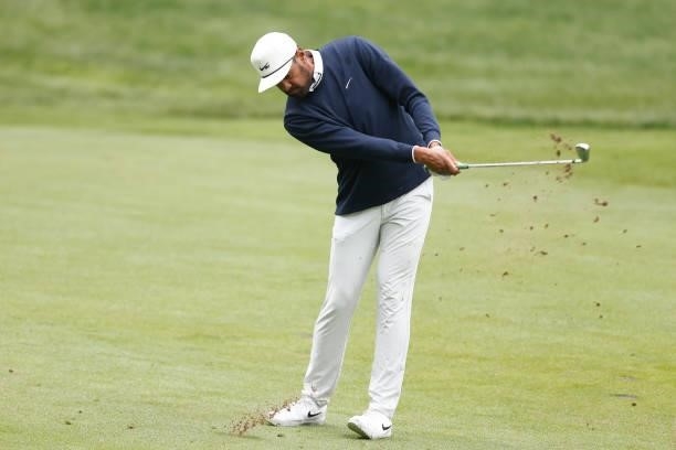 Tony Finau of the United States plays a shot on the tenth hole during the second round of the Travelers Championship at TPC River Highlands on June...