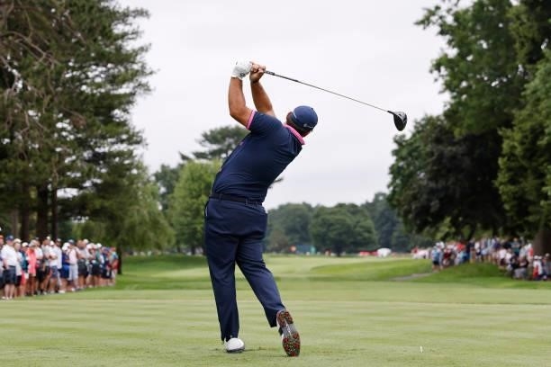 Patrick Reed of the United States plays his shot from the sixth tee during the second round of the Travelers Championship at TPC River Highlands on...