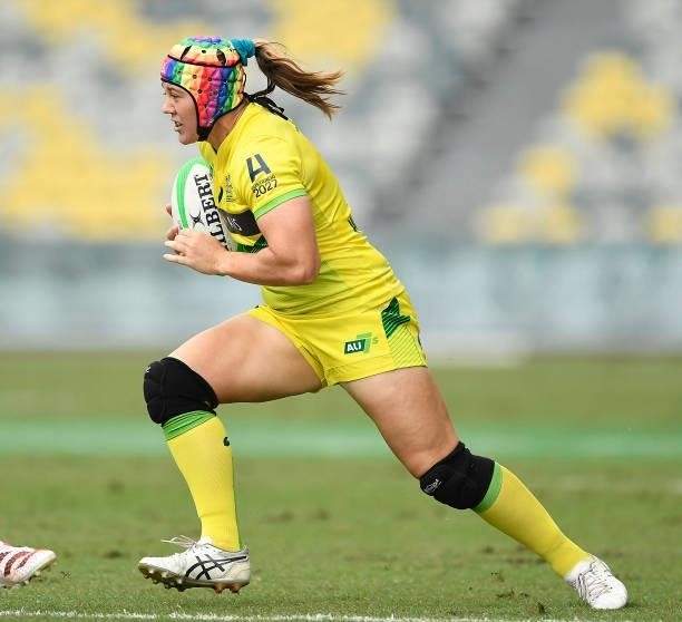 Sharni Williams of Australia runs the ball during the Oceania Sevens Challenge match between New Zealand and Australia at Queensland Country Bank...