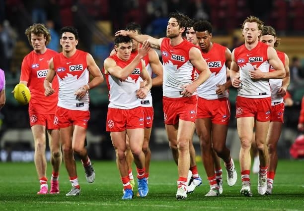 Sydney head off at half time during the round 15 AFL match between the Port Adelaide Power and the Sydney Swans at Adelaide Oval on June 26, 2021 in...