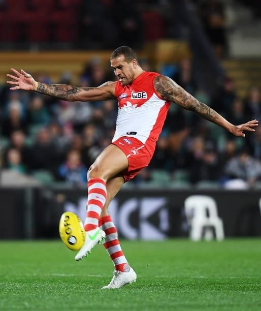 Lance Franklin of the Swans kicks for goal during the round 15 AFL match between the Port Adelaide Power and the Sydney Swans at Adelaide Oval on...