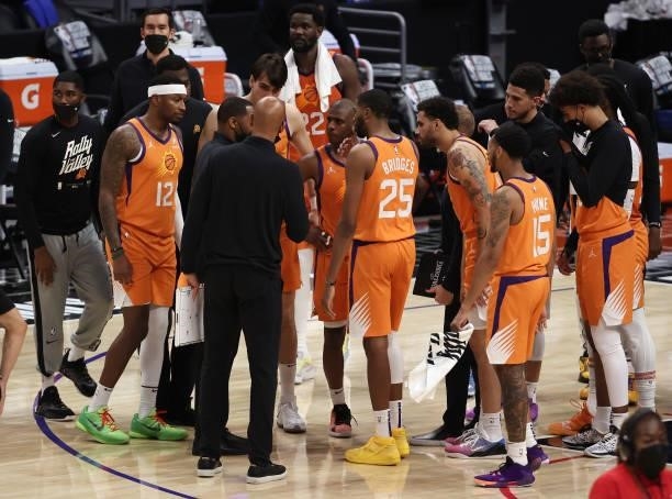 Head Coach Monty Williams of the Phoenix Suns huddles the team during the second half in game four of the Western Conference Finals against the LA...