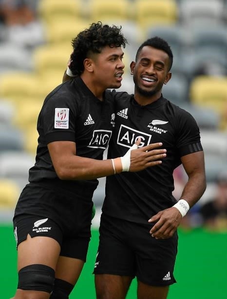 Kitiona Vai of New Zealand celebrates his try with Akuila Rokolisoa during the Oceania Sevens Challenge match between New Zealand and Australia at...