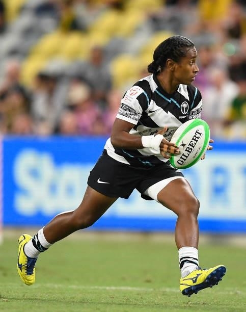 Rejieli Uluinayau of Fiji runs the ball during the Oceania Sevens Challenge match between Fiji and Oceania at Queensland Country Bank Stadium on June...
