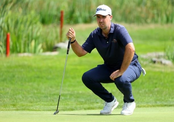 Niall Kearney of Ireland on the 9th green during the final round of The BMW International Open at Golfclub Munchen Eichenried on June 27, 2021 in...