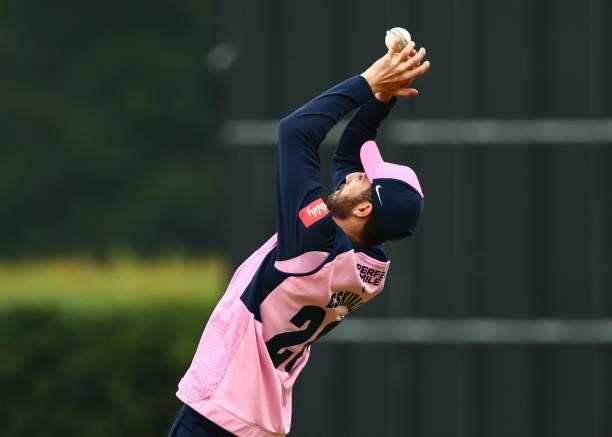 Stephen Eskinazi of Middlesex fails to catch the ball during the Vitality Blast T20 match between Middlesex and Glamorgan at Radlett Cricket Club on...