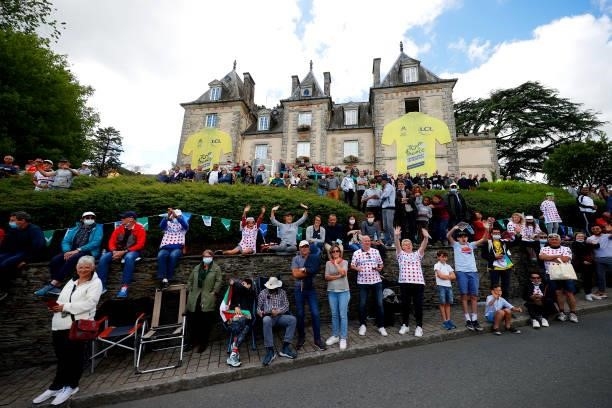Public during the 108th Tour de France 2021, Stage 2 a 183,5km stage from Perros-Guirec to Mûr-de-Bretagne Guerlédan 293m / Fans / @LeTour / #TDF2021...